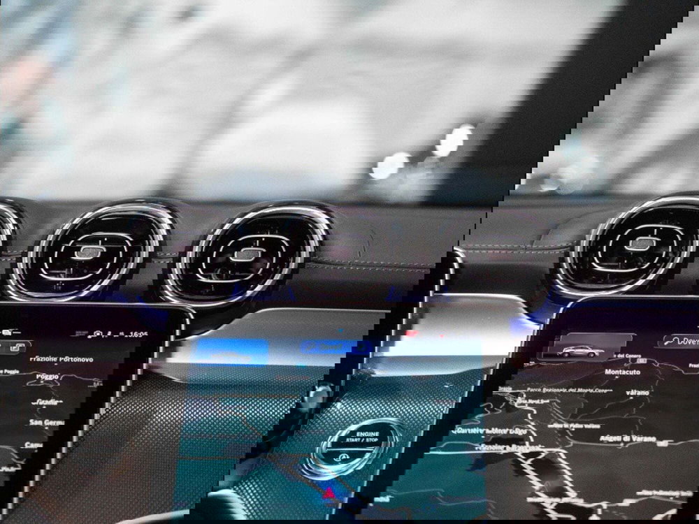 Mercedes-Benz GLC SUV nuova a Ancona (18)