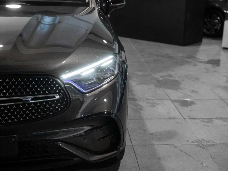 Mercedes-Benz GLC SUV nuova a Ancona (6)