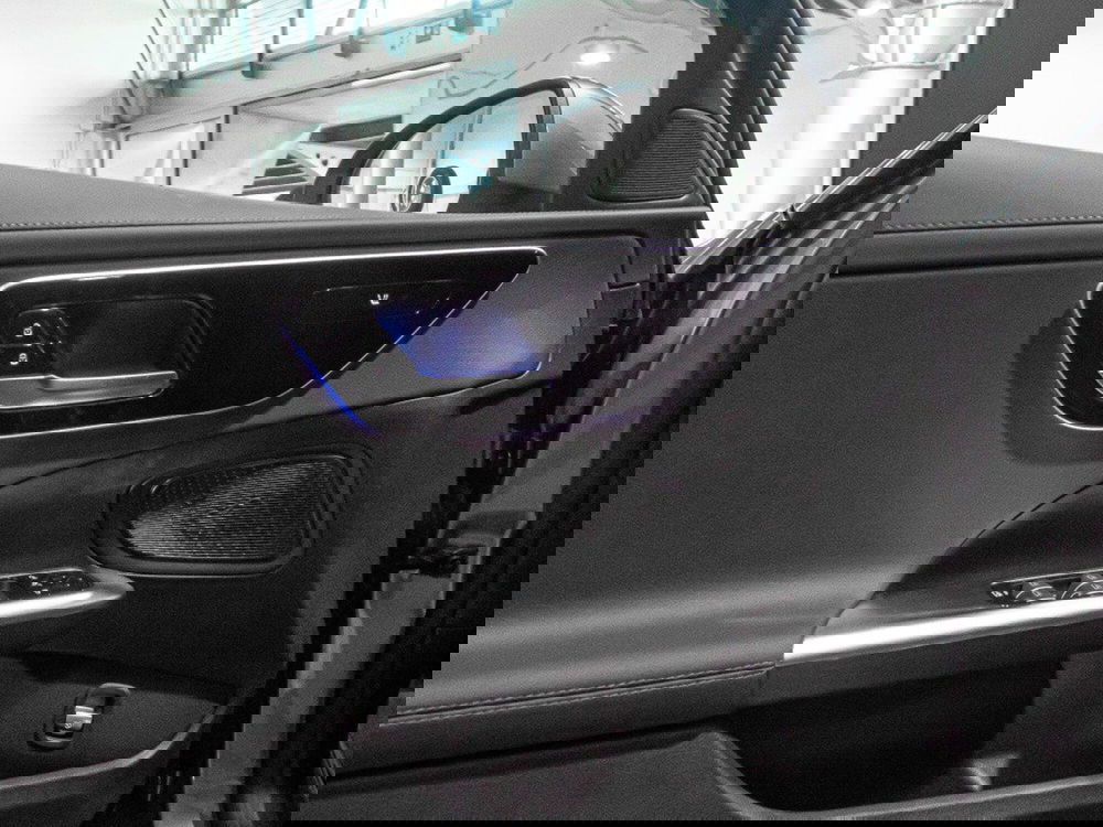 Mercedes-Benz Classe C nuova a Ancona (11)