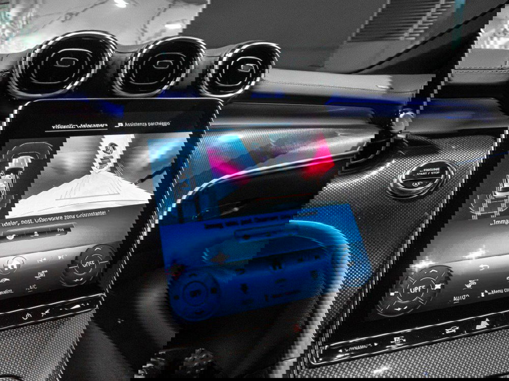 Mercedes-Benz Classe C nuova a Ancona (16)