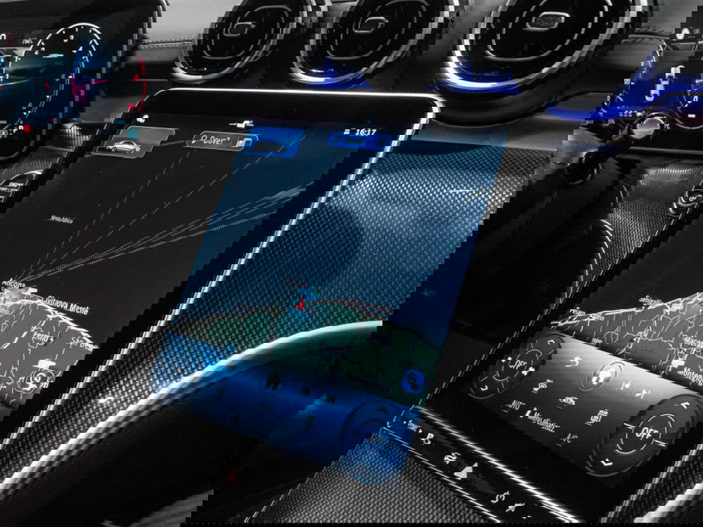 Mercedes-Benz Classe C nuova a Ancona (20)