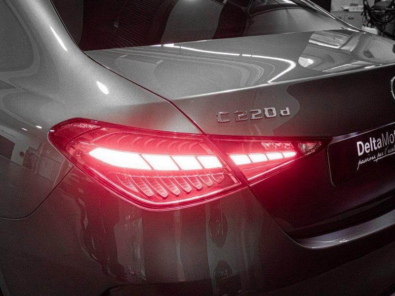 Mercedes-Benz Classe C nuova a Ancona (6)