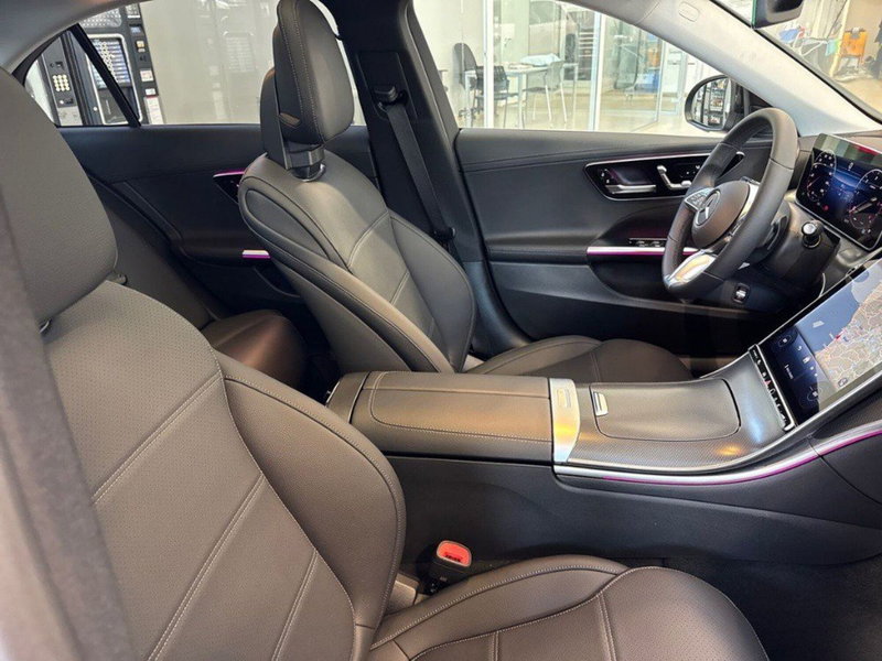Mercedes-Benz Classe C nuova a Ancona (14)