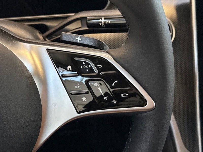 Mercedes-Benz Classe C nuova a Ancona (20)