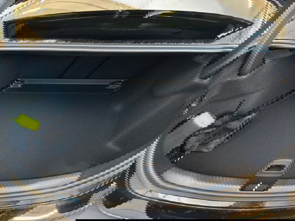 Mercedes-Benz Classe C nuova a Ancona (7)