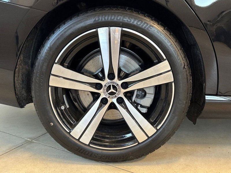 Mercedes-Benz Classe C nuova a Ancona (8)