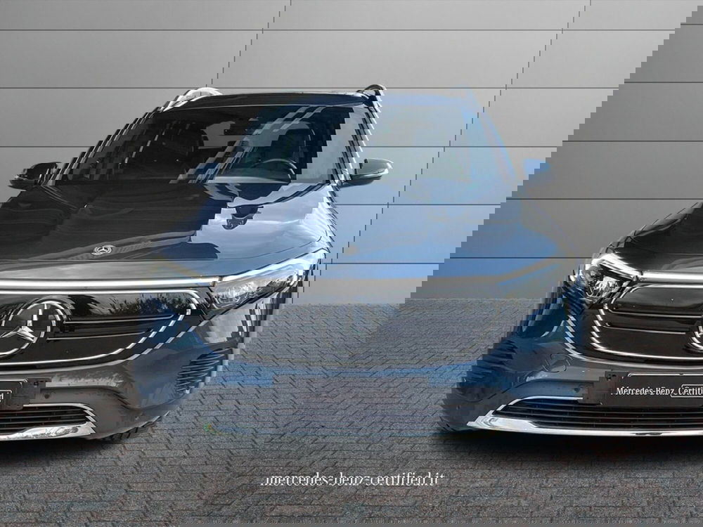 Mercedes-Benz EQB usata a Ancona (6)