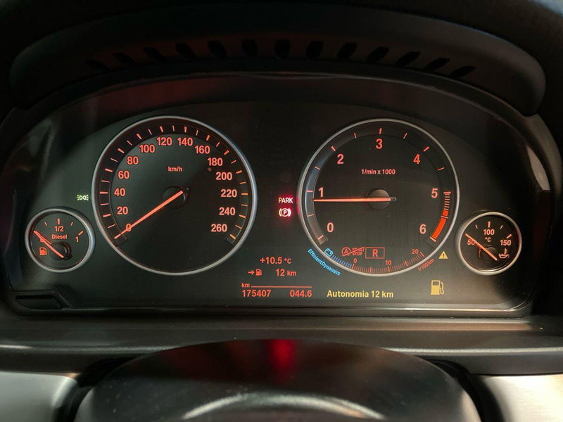 BMW Serie 5 Touring usata a Ancona (9)
