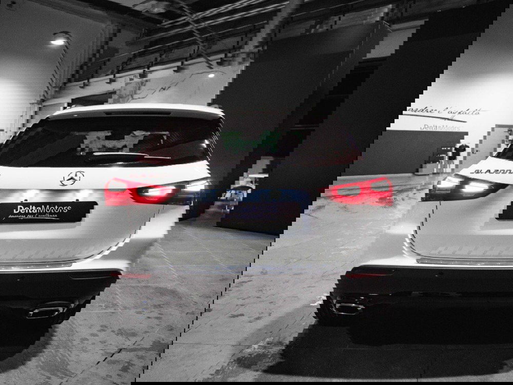 Mercedes-Benz GLA SUV nuova a Ancona (3)