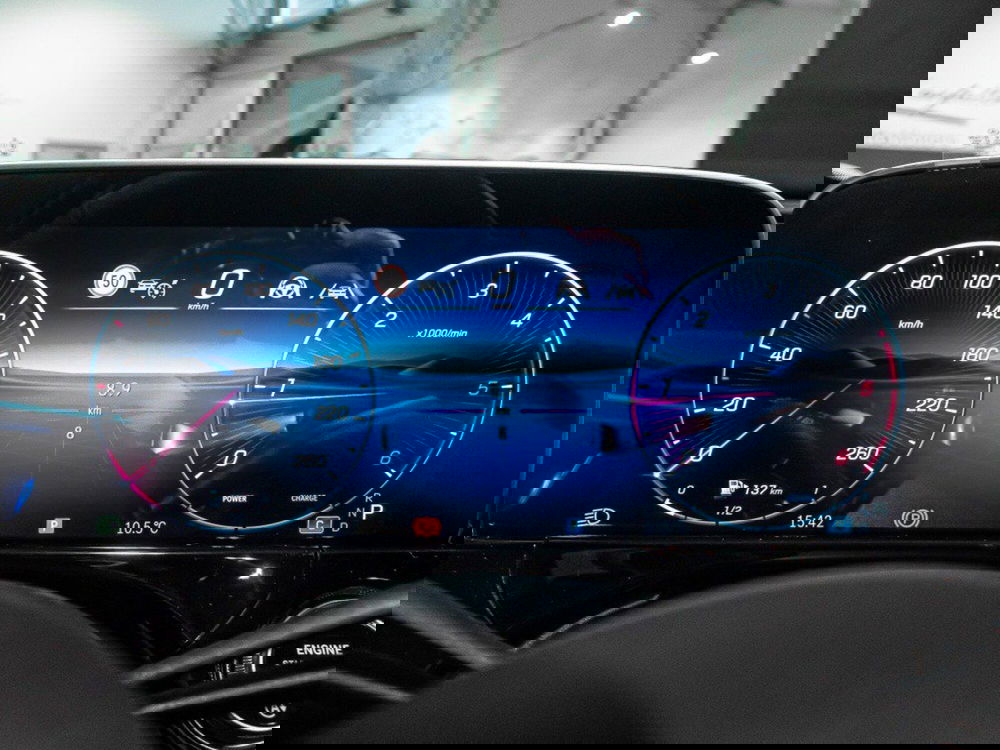 Mercedes-Benz Classe E nuova a Ancona (15)