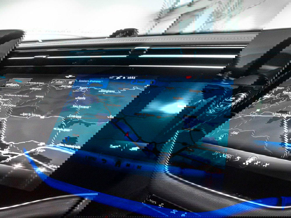 Mercedes-Benz Classe E nuova a Ancona (19)