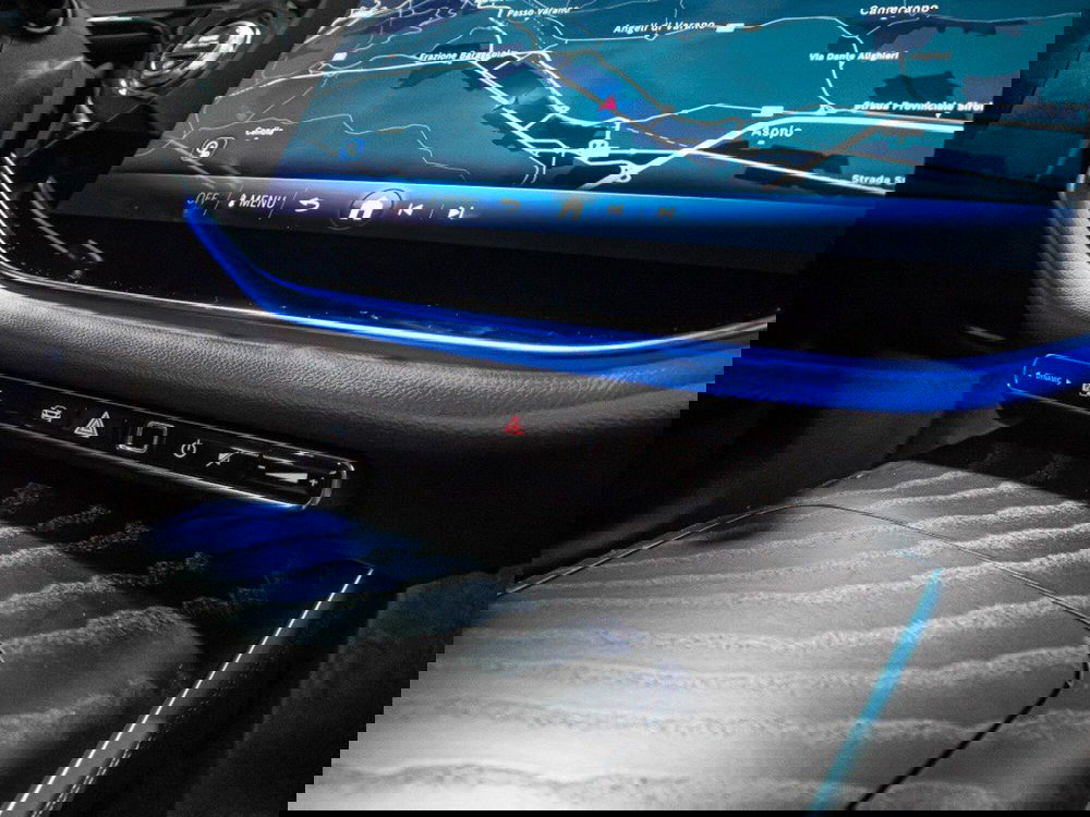 Mercedes-Benz Classe E nuova a Ancona (20)