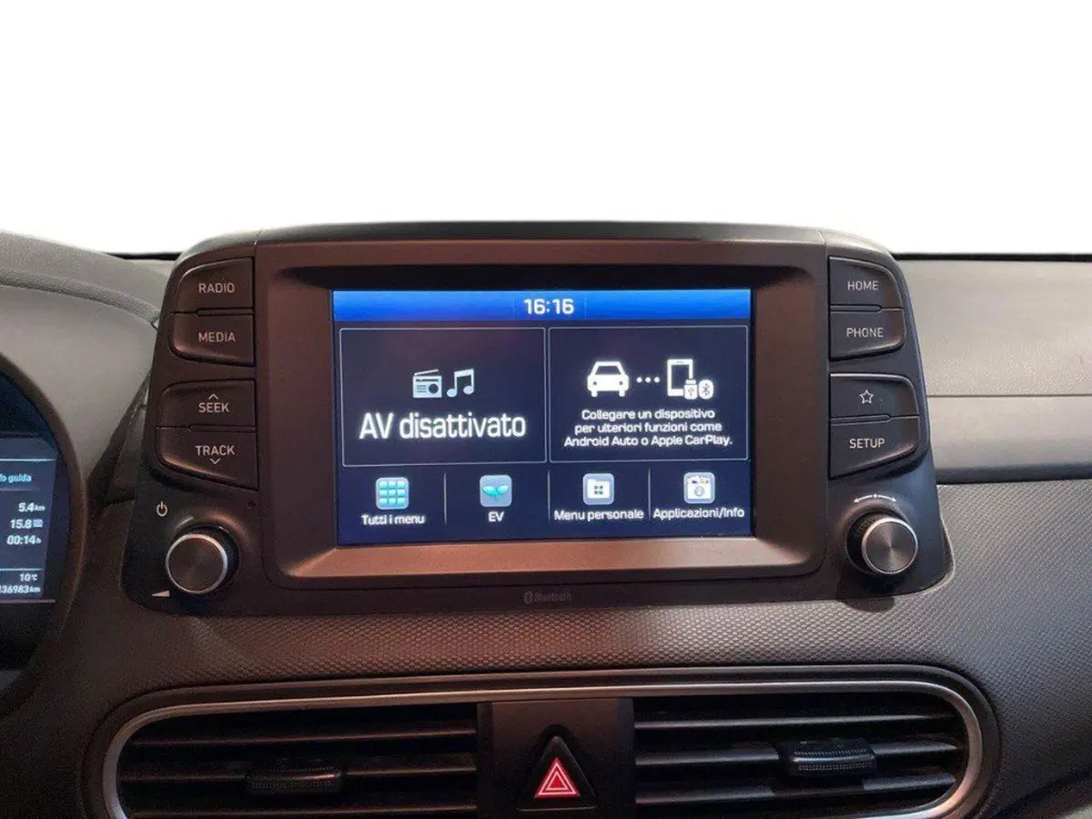Hyundai Kona usata a Ancona (15)