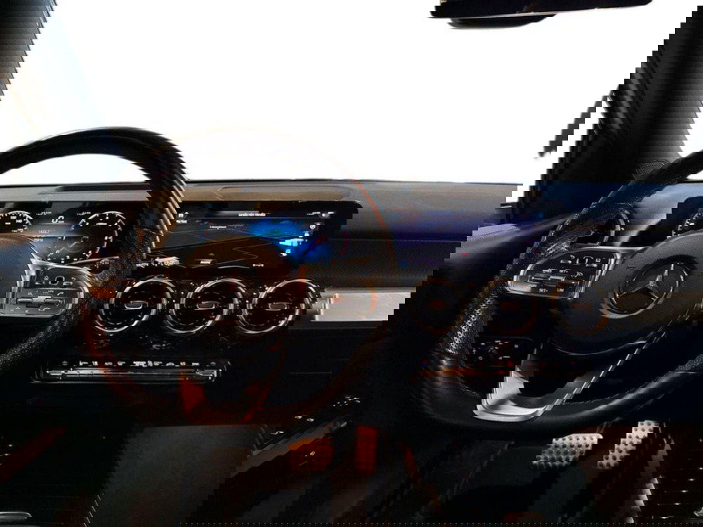 Mercedes-Benz GLB usata a Ancona (11)