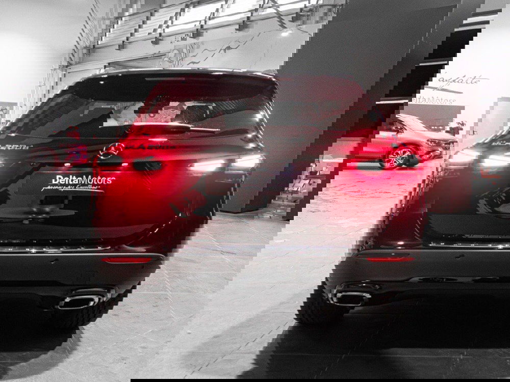 Mercedes-Benz GLA SUV nuova a Ancona (3)