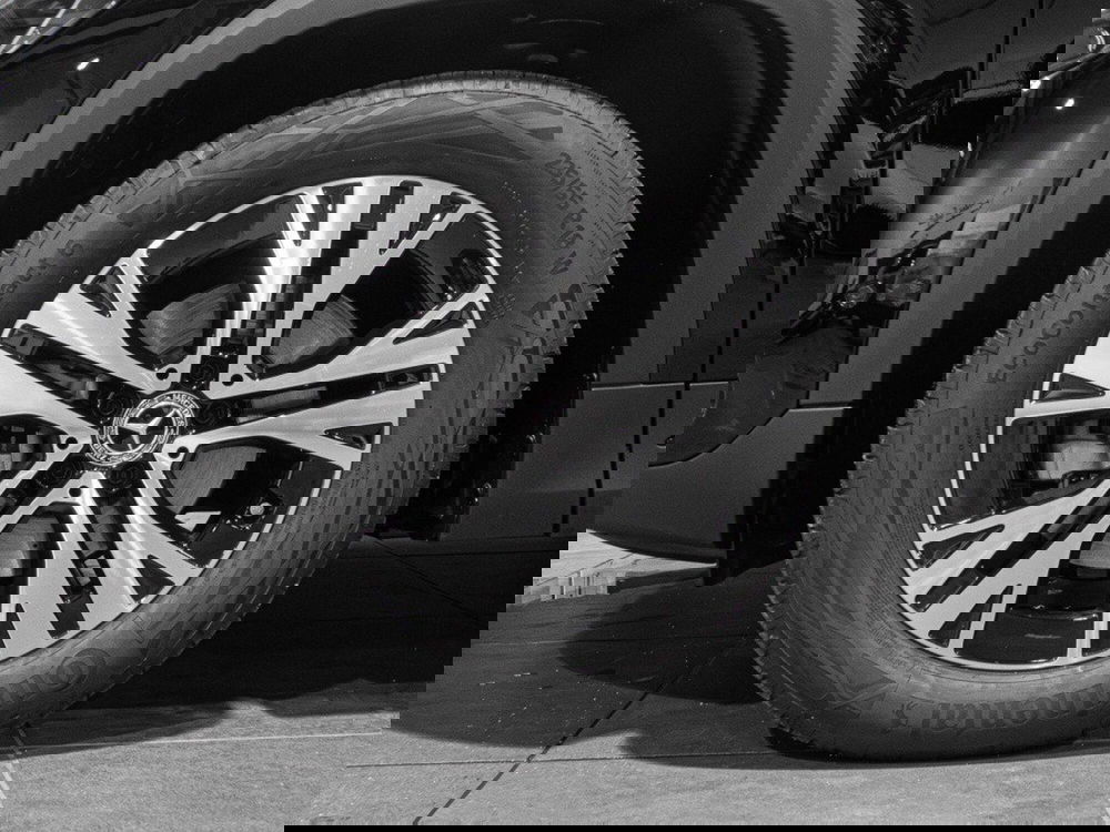 Mercedes-Benz GLA SUV nuova a Ancona (7)