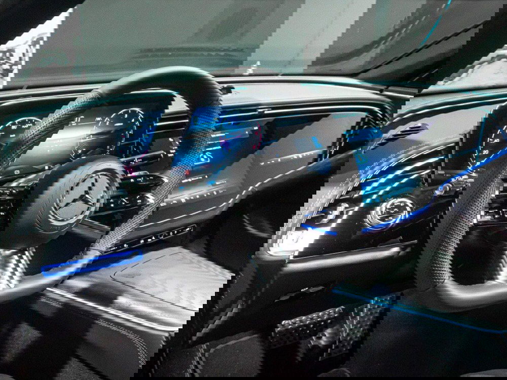 Mercedes-Benz Classe E Station Wagon nuova a Ancona (12)