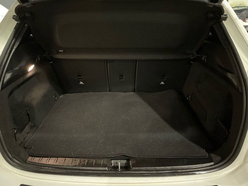 Mercedes-Benz GLA SUV usata a Ancona (7)