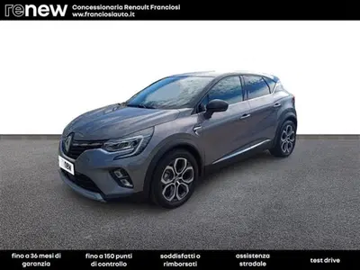 Renault Captur Full Hybrid E-Tech 145 CV Techno Fast Track del 2023 usata a Mirandola