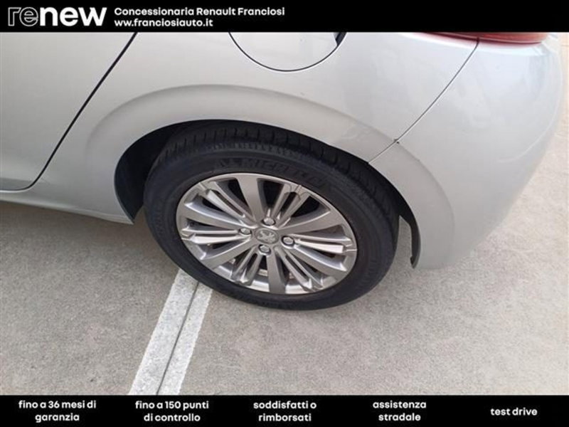 Peugeot 208 usata a Modena (13)