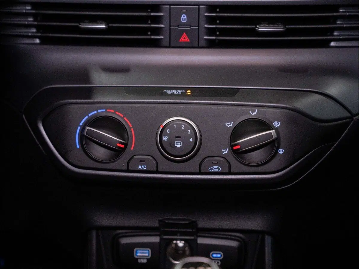 Hyundai Bayon nuova a Ancona (16)