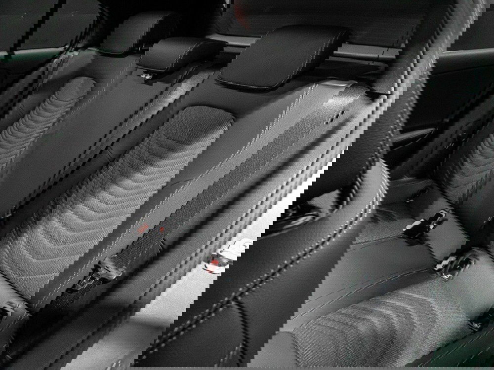 Mercedes-Benz Classe A Sedan nuova a Ancona (13)