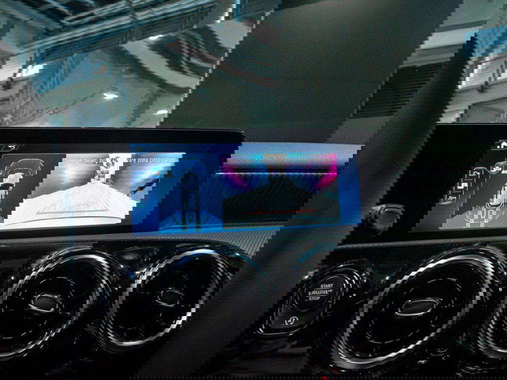 Mercedes-Benz Classe A Sedan nuova a Ancona (15)