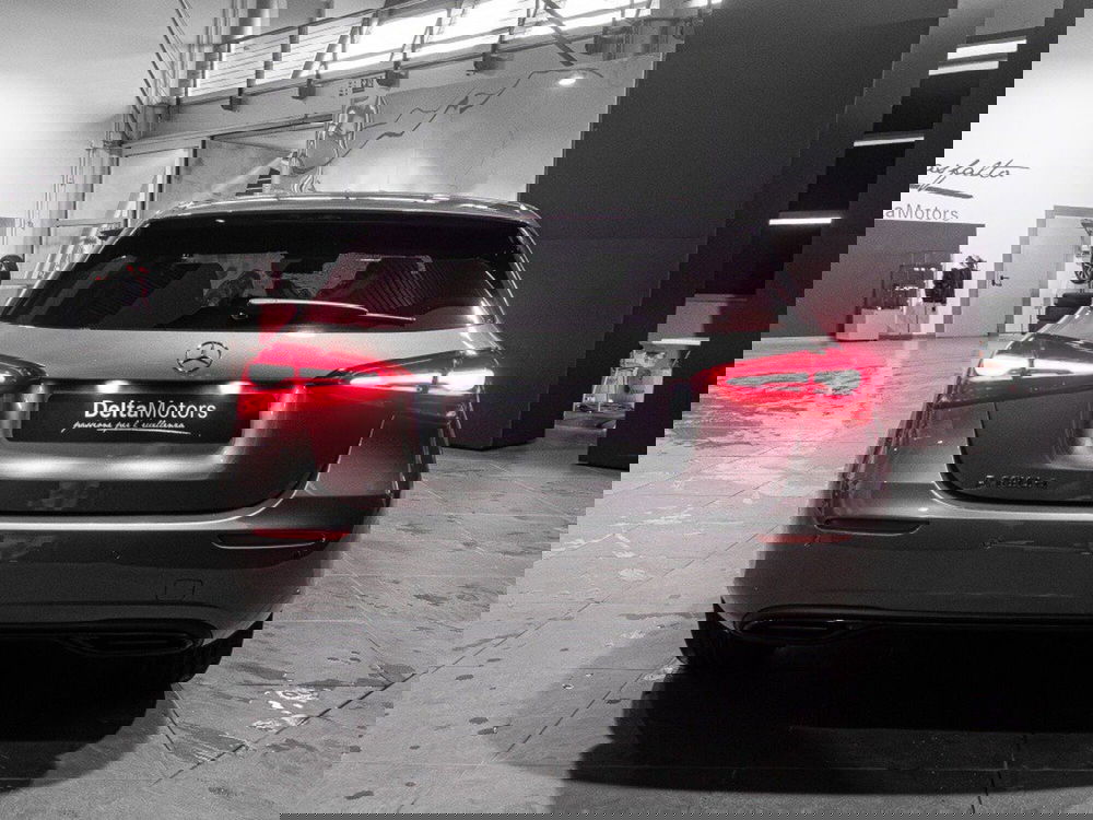 Mercedes-Benz Classe A Sedan nuova a Ancona (3)