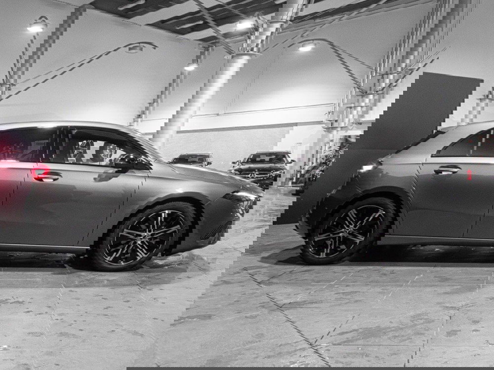 Mercedes-Benz Classe A Sedan nuova a Ancona (4)