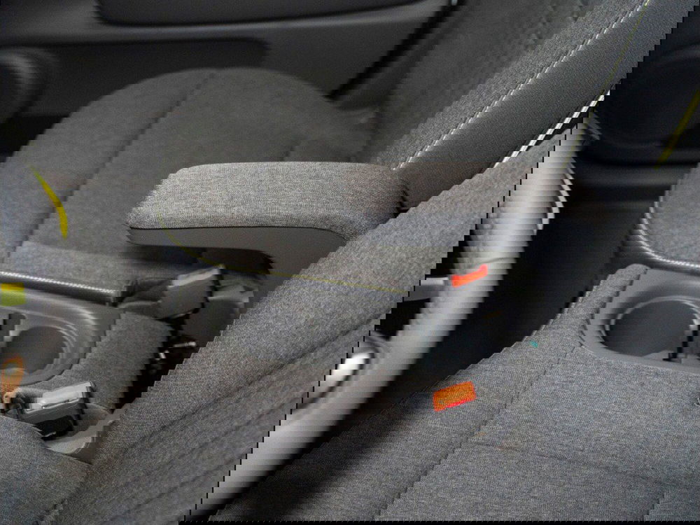 Hyundai Inster nuova a Ancona (13)