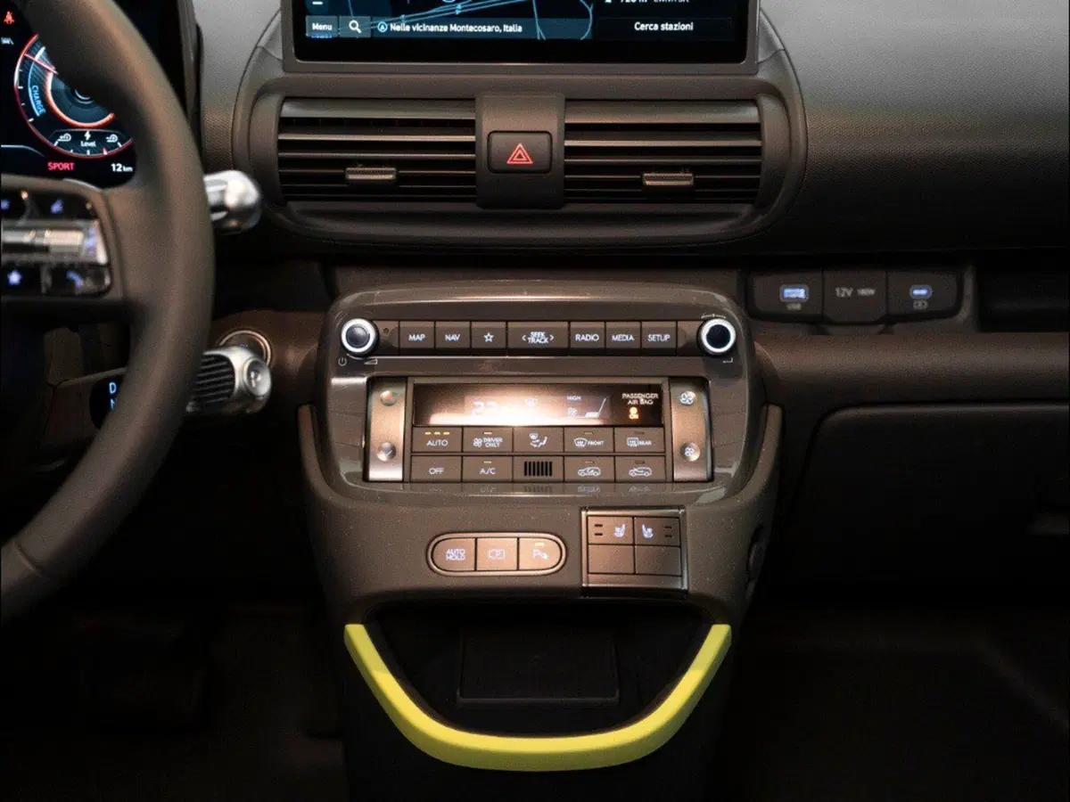 Hyundai Inster nuova a Ancona (19)
