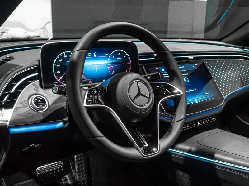Mercedes-Benz Classe E Station Wagon nuova a Ancona (11)