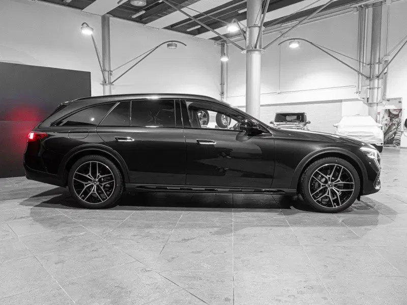 Mercedes-Benz Classe E Station Wagon nuova a Ancona (4)
