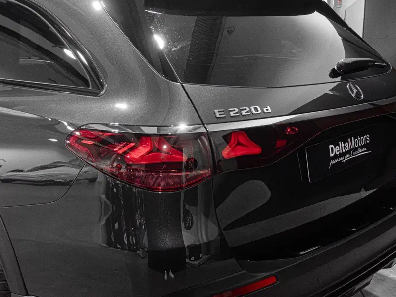 Mercedes-Benz Classe E Station Wagon nuova a Ancona (8)