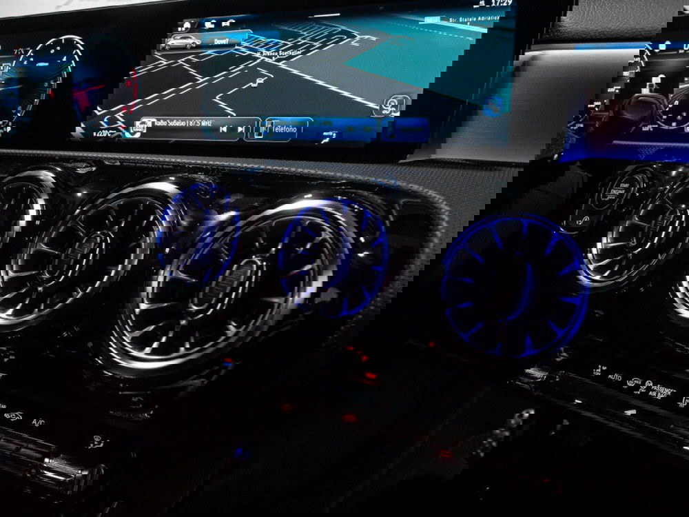 Mercedes-Benz Classe A Sedan nuova a Ancona (19)