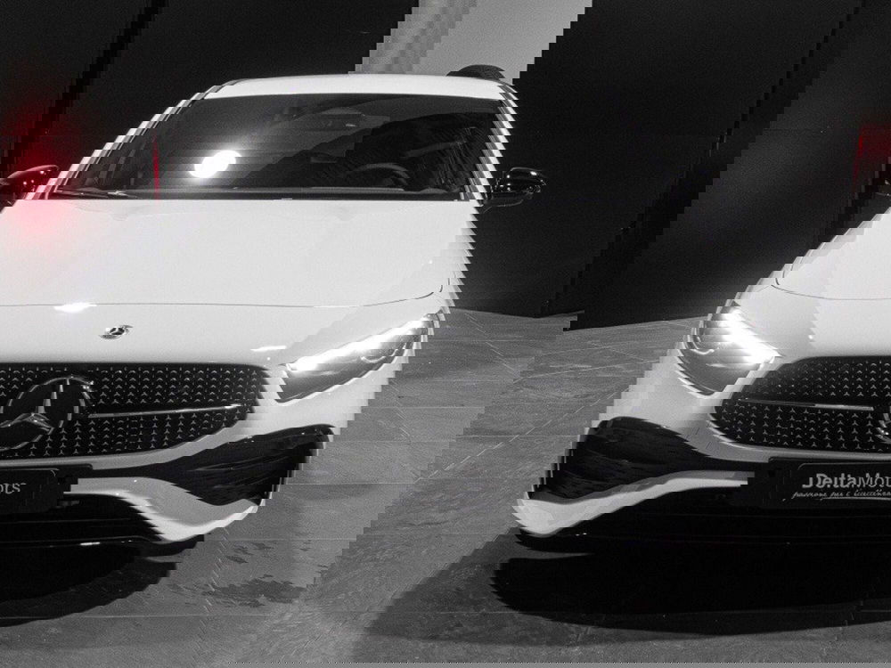 Mercedes-Benz Classe A Sedan nuova a Ancona (5)