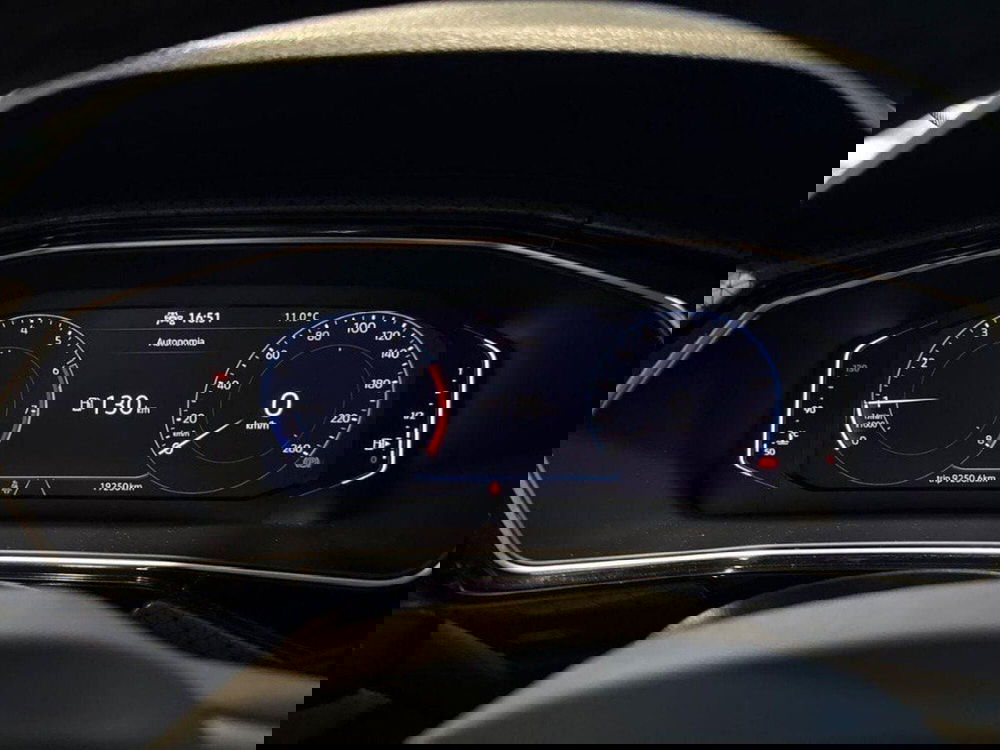 Volkswagen T-Cross usata a Ancona (9)