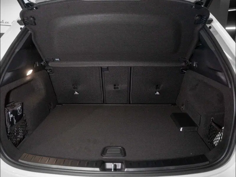 Mercedes-Benz GLA SUV nuova a Ancona (10)
