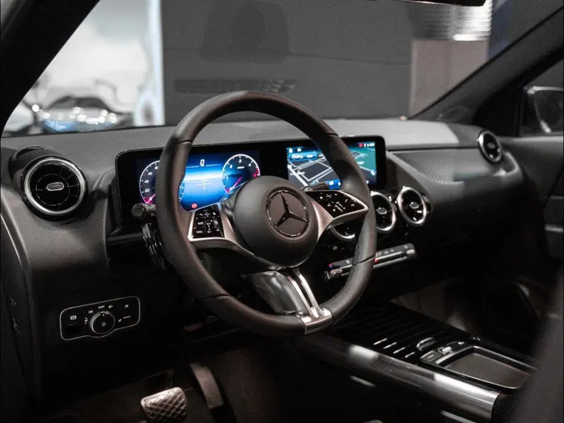 Mercedes-Benz GLA SUV nuova a Ancona (13)