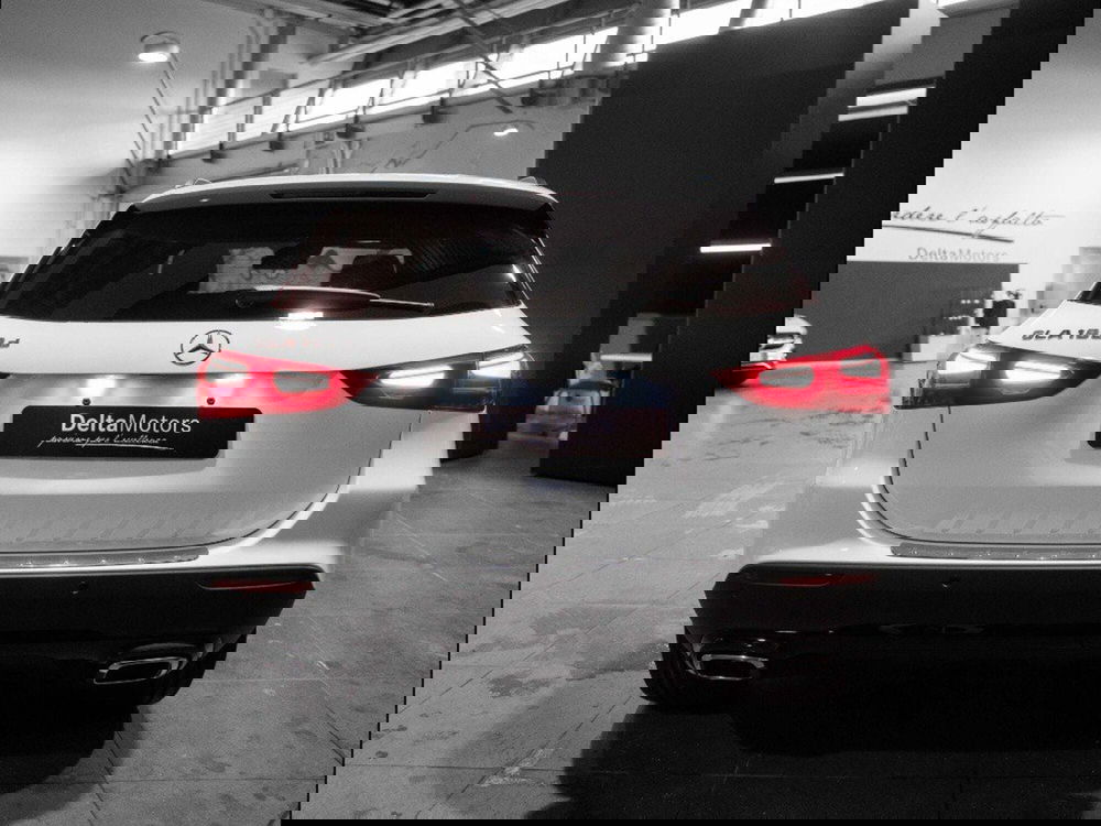 Mercedes-Benz GLA SUV nuova a Ancona (3)