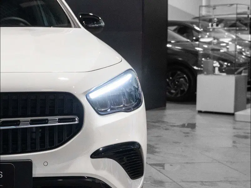 Mercedes-Benz GLA SUV nuova a Ancona (6)