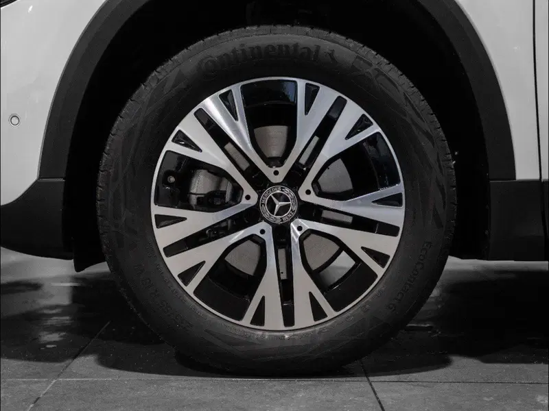 Mercedes-Benz GLA SUV nuova a Ancona (7)