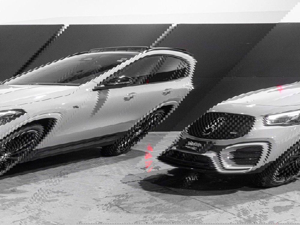 Mercedes-Benz GLA SUV nuova a Ancona