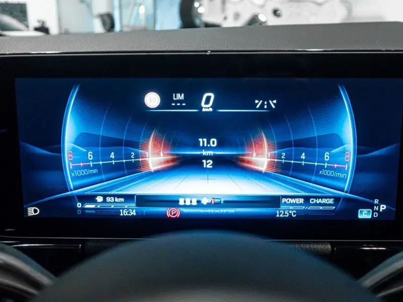 Mercedes-Benz GLA SUV nuova a Ancona (15)