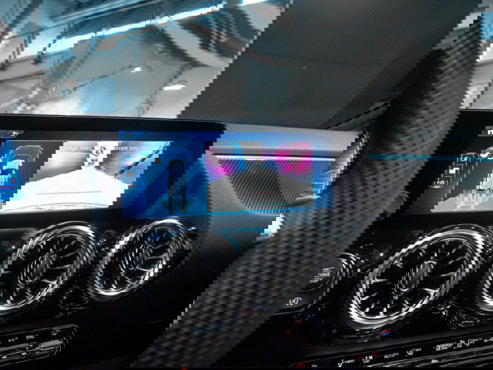 Mercedes-Benz GLA SUV nuova a Ancona (16)