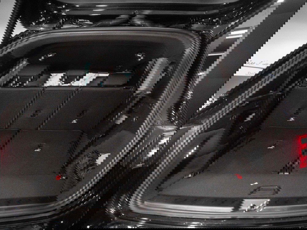 Mercedes-Benz GLB nuova a Ancona (11)