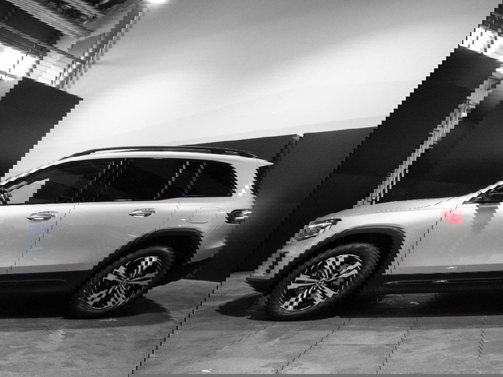 Mercedes-Benz GLB nuova a Ancona (2)