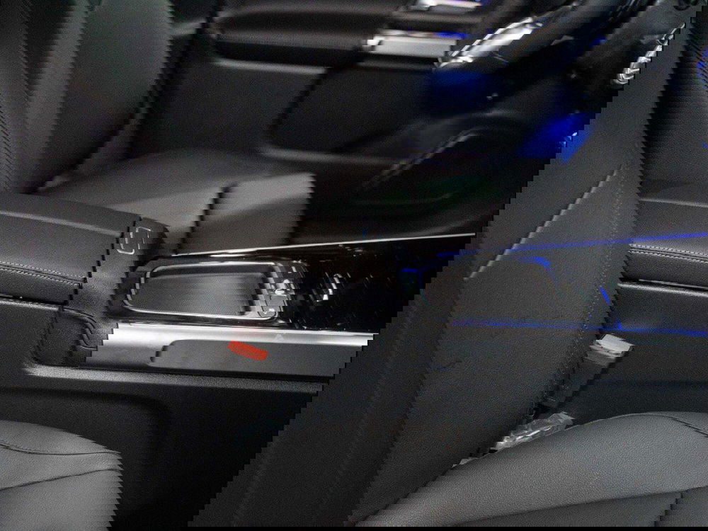 Mercedes-Benz GLB nuova a Ancona (20)