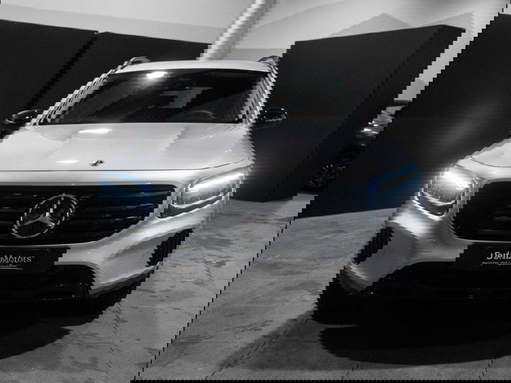 Mercedes-Benz GLB nuova a Ancona (5)