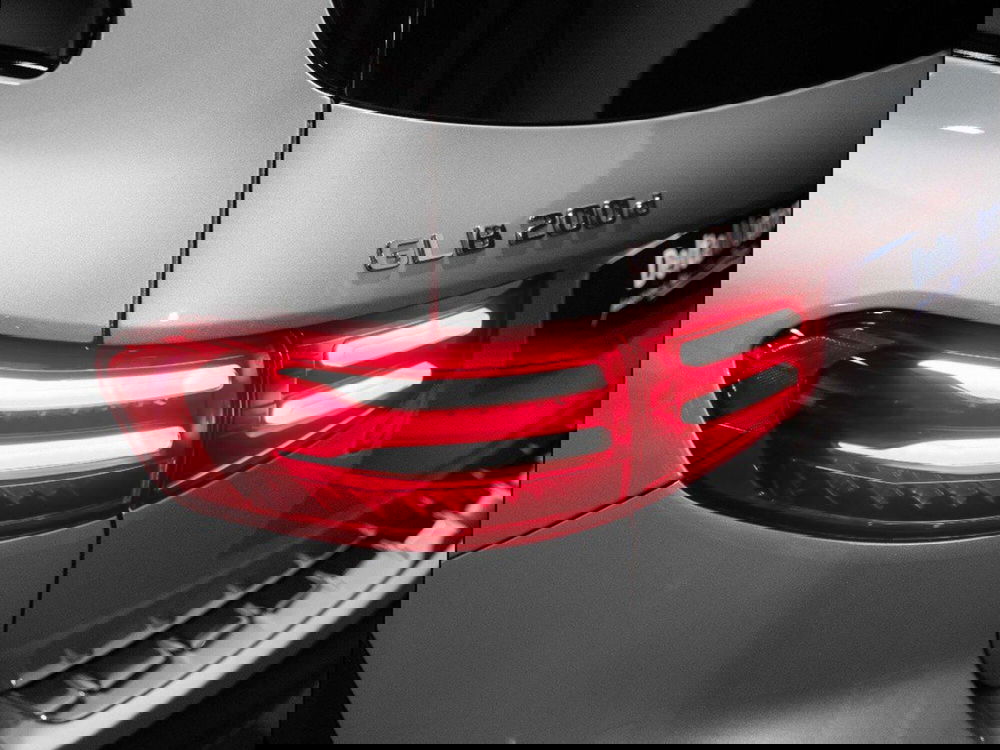 Mercedes-Benz GLB nuova a Ancona (8)